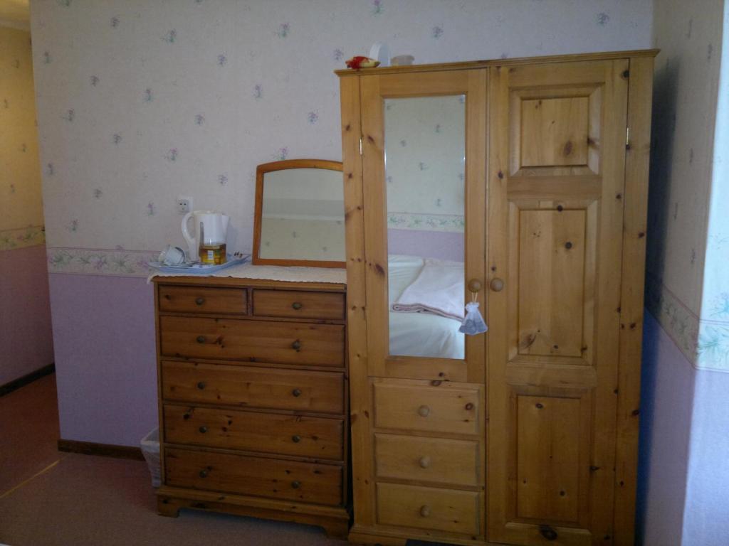 La Maison Jaune Bed and Breakfast Bouresse Værelse billede