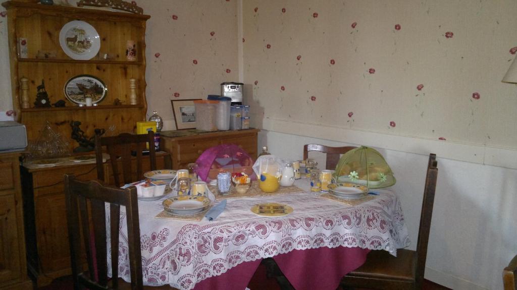 La Maison Jaune Bed and Breakfast Bouresse Eksteriør billede
