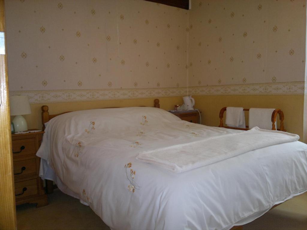 La Maison Jaune Bed and Breakfast Bouresse Eksteriør billede